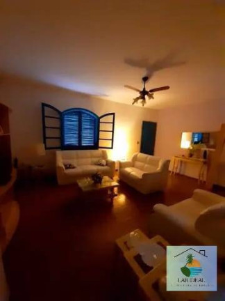 Imagem Casa com 4 Quartos à Venda,  em Araruama