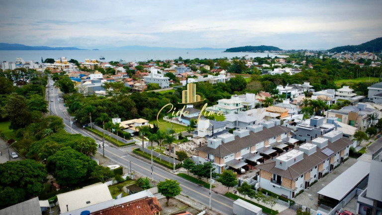Imagem Casa com 3 Quartos à Venda, 75 m² em Cachoeira Do Bom Jesus - Florianópolis