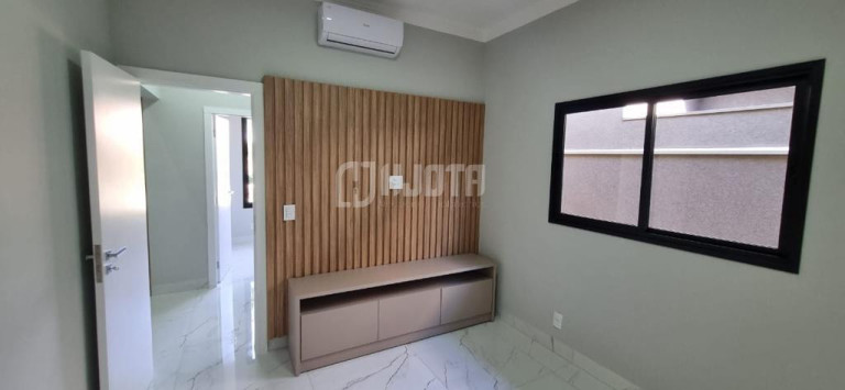 Imagem Casa de Condomínio com 3 Quartos à Venda, 230 m² em Condomínio Vilage La Montagne - São José Do Rio Preto Imagem Casa de Condomínio com 3 Quartos à Venda, 230 m² em Condomínio Vilage La Montagne - São José Do Rio Preto