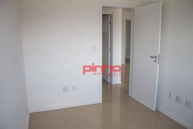 Imagem Apartamento com 3 Quartos à Venda, 93 m² em Barreiros - São José