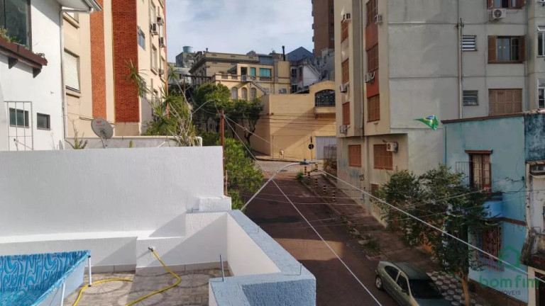 Imagem Casa com 4 Quartos à Venda, 180 m² em Centro Histórico - Porto Alegre
