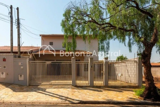 Casa com 4 Quartos à Venda, 300 m² em Cidade Universitária - Campinas