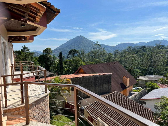Imagem Casa com 6 Quartos à Venda, 310 m² em Carlos Guinle - Teresópolis