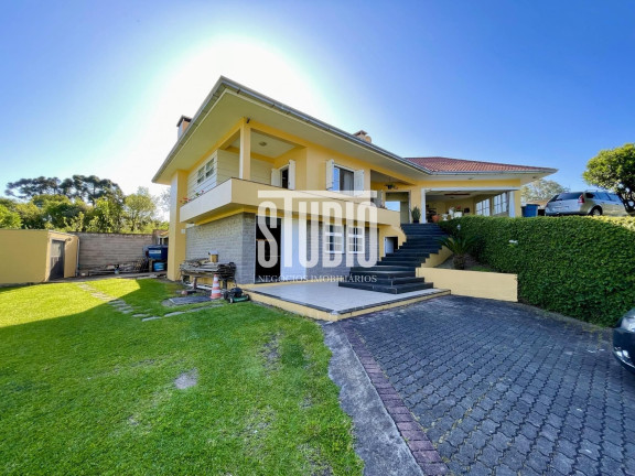 Casa com 3 Quartos à Venda, 3.000 m² em Centro - Garibaldi