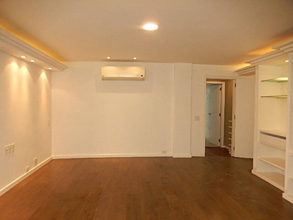 Imagem Apartamento com 4 Quartos à Venda, 360 m² em Leblon - Rio De Janeiro Imagem Apartamento com 4 Quartos à Venda, 360 m² em Leblon - Rio De Janeiro