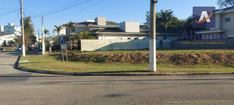 Terreno à Venda, 642 m² em Condomínio Reserva Dos Vinhedos - Louveira