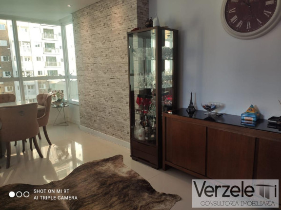 Imagem Apartamento com 3 Quartos à Venda, 129 m² em Centro - Balneário Camboriú Imagem Apartamento com 3 Quartos à Venda, 129 m² em Centro - Balneário Camboriú