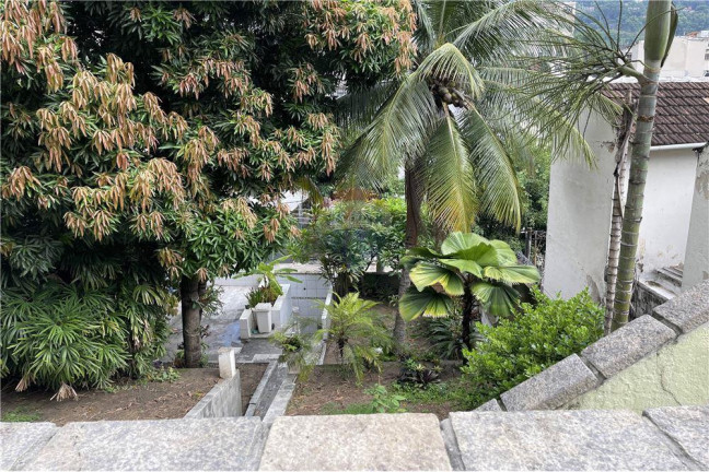 Casa com 3 Quartos à Venda, 309 m² em Vila Isabel - Rio De Janeiro