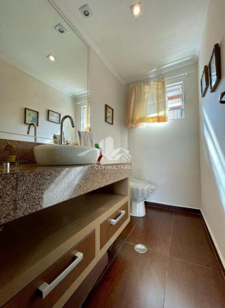 Imagem Casa com 2 Quartos à Venda, 126 m² em Marapé - Santos