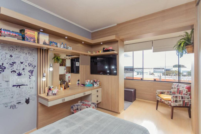 Imagem Imóvel com 3 Quartos à Venda, 272 m² em Jardim Lindóia - Porto Alegre Imagem Imóvel com 3 Quartos à Venda, 272 m² em Jardim Lindóia - Porto Alegre
