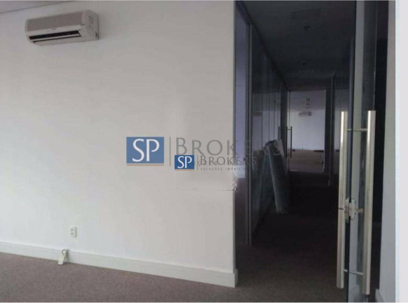 Sala Comercial à Venda ou Locação, 153 m² em Cerqueira César - São Paulo