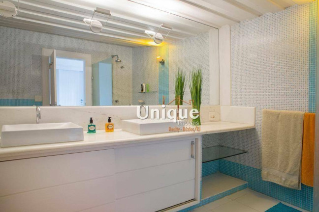 Imagem Casa com 3 Quartos à Venda, 248 m² em Praia Dos Ossos - Armação Dos Búzios