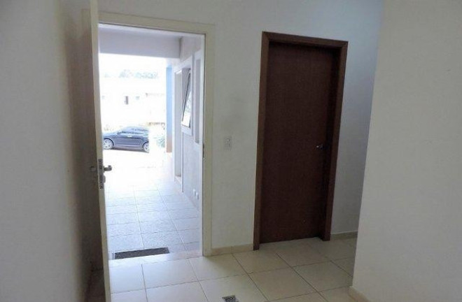 Imagem Casa com 4 Quartos à Venda, 400 m² em Golf Village - Carapicuíba Imagem Casa com 4 Quartos à Venda, 400 m² em Golf Village - Carapicuíba