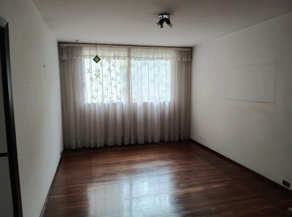 Imagem Imóvel com 3 Quartos à Venda, 241 m² em Jardim Europa - São Paulo Imagem Imóvel com 3 Quartos à Venda, 241 m² em Jardim Europa - São Paulo