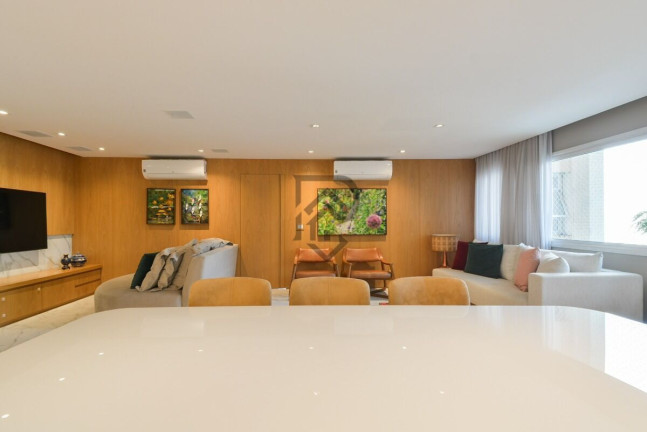 Apartamento com 3 Quartos à Venda, 128 m² em Cerqueira César - São Paulo