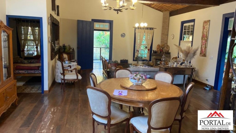 Imagem Casa com 4 Quartos à Venda, 780 m² em Jardim De Petropolis - Nova Lima