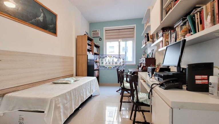 Imagem Apartamento com 3 Quartos à Venda, 133 m² em Copacabana - Rio De Janeiro
