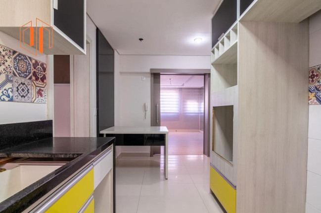 Imagem Apartamento com 3 Quartos à Venda, 123 m² em Cabral - Curitiba