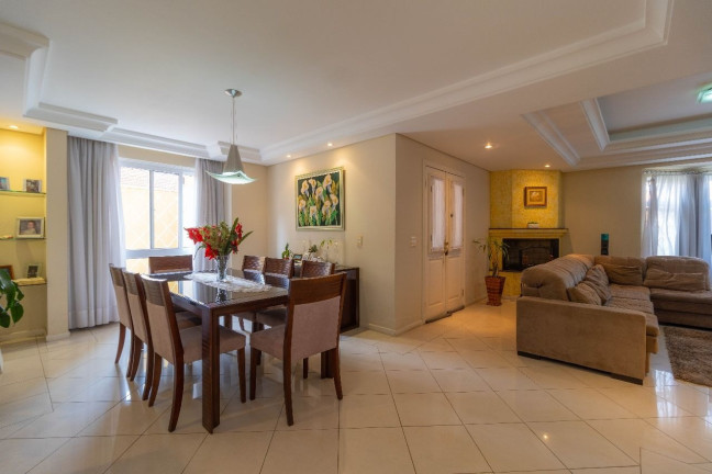 Imagem Casa com 5 Quartos à Venda, 329 m² em Vila Izabel - Curitiba