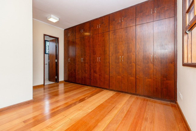 Imagem Casa com 3 Quartos à Venda, 220 m² em Moema - São Paulo