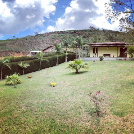 Imagem Casa com 4 Quartos à Venda, 1 m² em Campo Do Coelho - Nova Friburgo