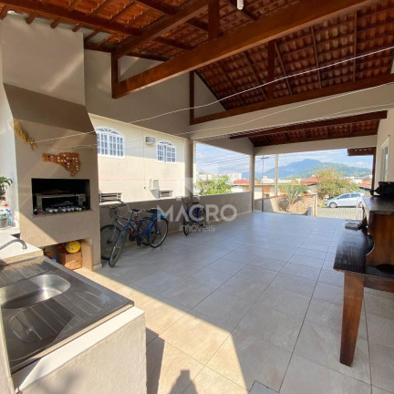 Imagem Casa com 3 Quartos à Venda, 140 m² em São Luís - Jaraguá Do Sul