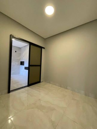 Imagem Casa com 3 Quartos à Venda, 328 m² em Turista Ii - Caldas Novas