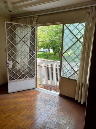 Imagem Sobrado com 3 Quartos à Venda, 240 m² em Vila Monumento - São Paulo
