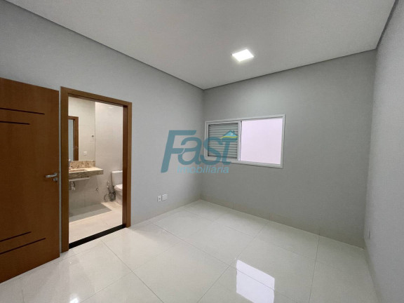 Imagem Casa de Condomínio com 3 Quartos à Venda, 398 m² em Petrópolis - Várzea Grande