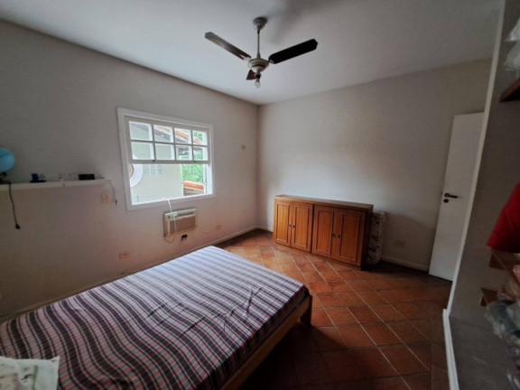Imagem Casa com 3 Quartos à Venda, 340 m² em Guaiúba - Guarujá