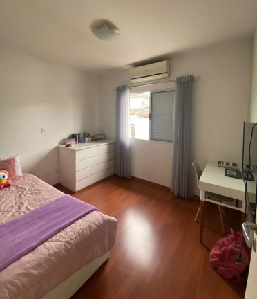 Imagem Sobrado com 4 Quartos à Venda, 250 m² em Villa Branca - Jacareí