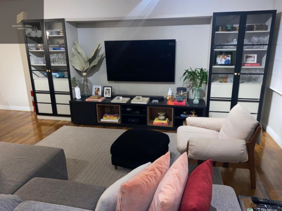Imagem Imóvel com 3 Quartos à Venda, 170 m² em Itaim Bibi - São Paulo Imagem Imóvel com 3 Quartos à Venda, 170 m² em Itaim Bibi - São Paulo