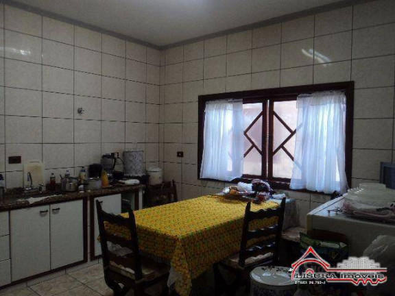 Imagem Casa com 4 Quartos à Venda, 338 m² em Jardim Santa Maria - Jacareí Imagem Casa com 4 Quartos à Venda, 338 m² em Jardim Santa Maria - Jacareí