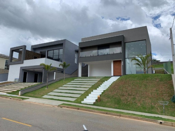 Casa com 3 Quartos para Alugar ou Temporada, 245 m² em Villaggio Paradiso - Itatiba