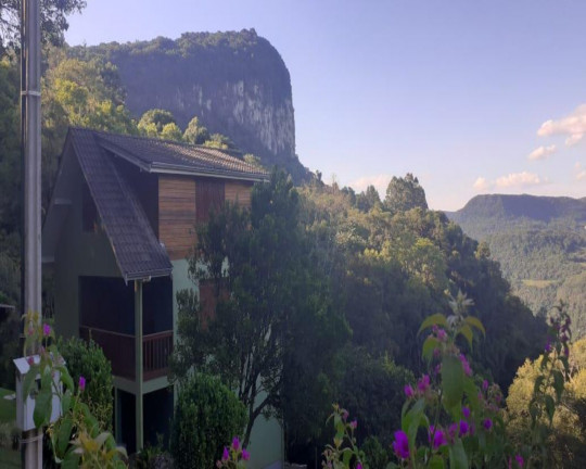 Imagem Imóvel com 3 Quartos à Venda,  em Linha Brasil - Nova Petrópolis