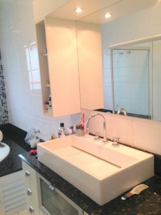 Imagem Sobrado com 3 Quartos à Venda, 380 m² em Cidade Edson - Suzano Imagem Sobrado com 3 Quartos à Venda, 380 m² em Cidade Edson - Suzano