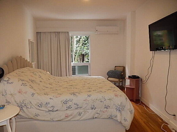Imagem Apartamento com 2 Quartos à Venda,  em Leblon - Rio De Janeiro