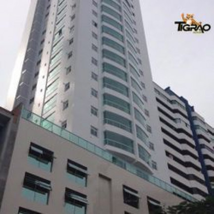 Apartamento com 3 Quartos à Venda, 155 m² em Centro - Balneário Camboriú