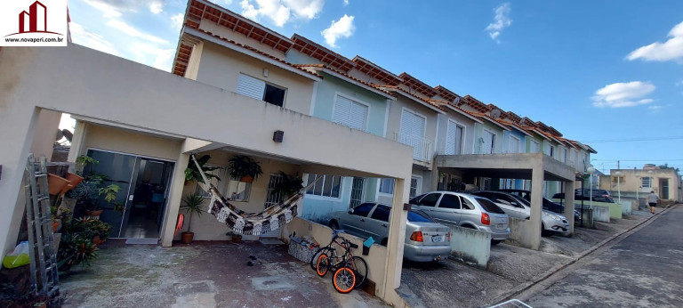 Sobrado com 2 Quartos à Venda,  em Estancia Lago Azul - Franco Da Rocha