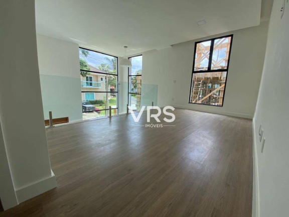Imagem Casa com 4 Quartos à Venda, 215 m² em Vargem Grande - Teresópolis Imagem Casa com 4 Quartos à Venda, 215 m² em Vargem Grande - Teresópolis