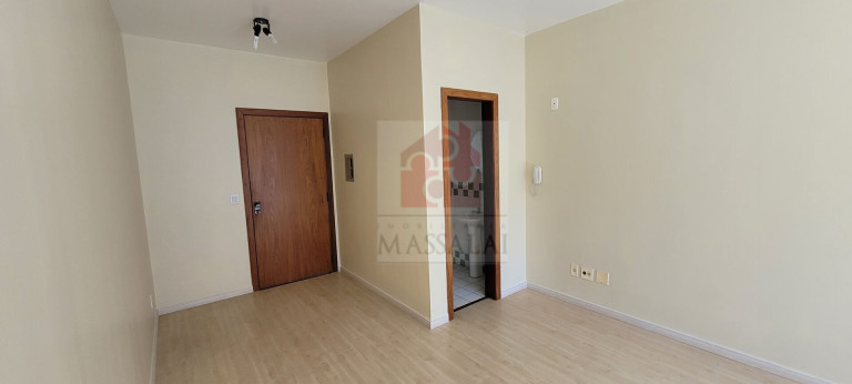 Imagem Sala Comercial para Alugar, 30 m² em Menino Deus - Porto Alegre Imagem Sala Comercial para Alugar, 30 m² em Menino Deus - Porto Alegre