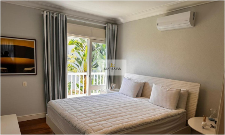 Imagem Casa com 5 Quartos à Venda, 550 m² em Maresias - São Sebastião Imagem Casa com 5 Quartos à Venda, 550 m² em Maresias - São Sebastião
