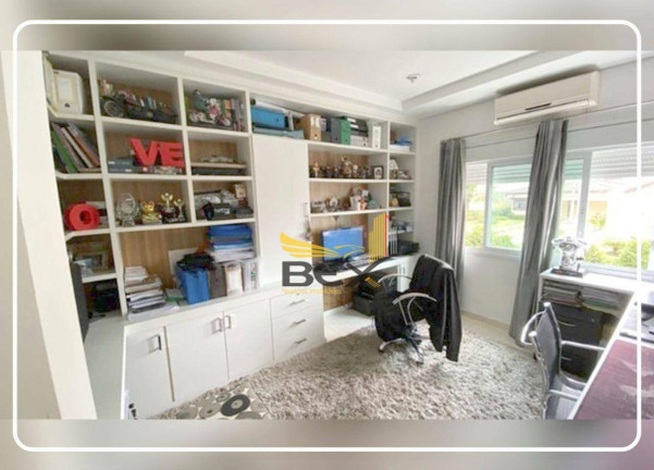Imagem Casa com 4 Quartos à Venda, 413 m² em Morada Das Flores (aldeia Da Serra) - Santana De Parnaíba