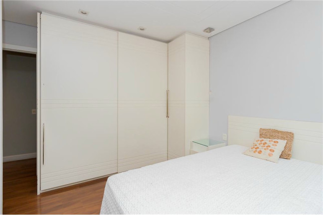 Imagem Apartamento com 4 Quartos à Venda, 297 m² em água Verde - Curitiba
