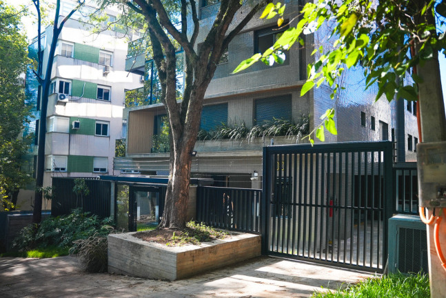 Imagem Imóvel com 3 Quartos à Venda, 98 m² em Rio Branco - Porto Alegre Imagem Imóvel com 3 Quartos à Venda, 98 m² em Rio Branco - Porto Alegre