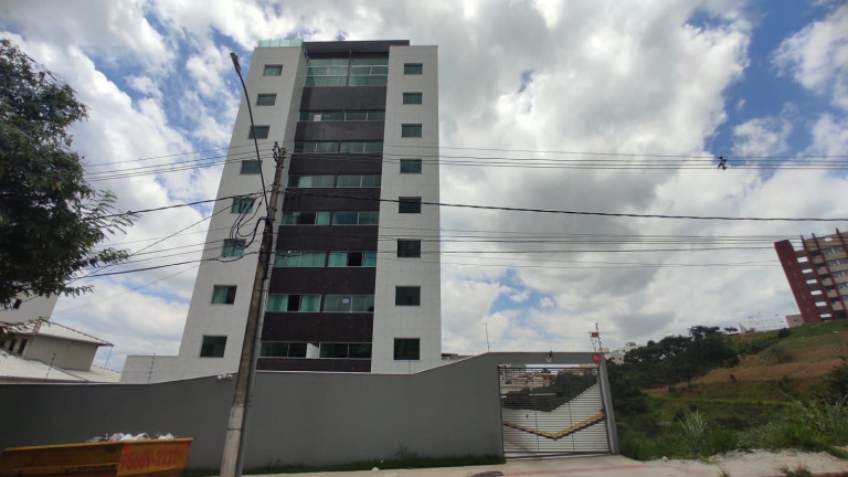 Imagem Apartamento com 2 Quartos à Venda, 52 m² em Cabral - Contagem