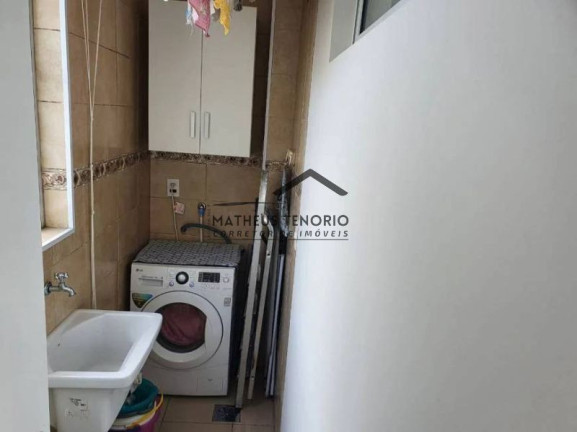 Imagem Cobertura com 3 Quartos à Venda, 177 m²