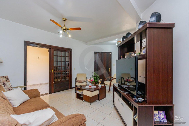 Imagem Casa com 4 Quartos à Venda, 210 m² em Niterói - Canoas