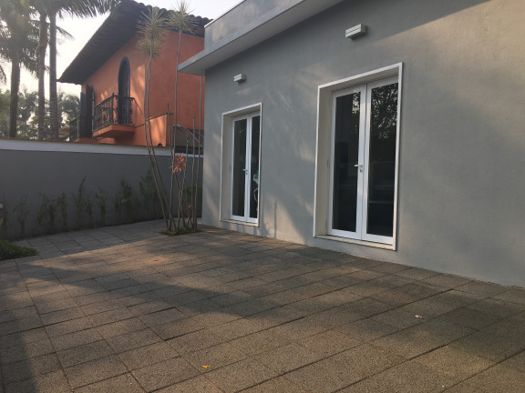 Imagem Imóvel com 3 Quartos à Venda, 250 m² em Alto De Pinheiros - São Paulo