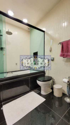 Imagem Apartamento com 3 Quartos à Venda, 100 m² em Leme - Rio De Janeiro Imagem Apartamento com 3 Quartos à Venda, 100 m² em Leme - Rio De Janeiro